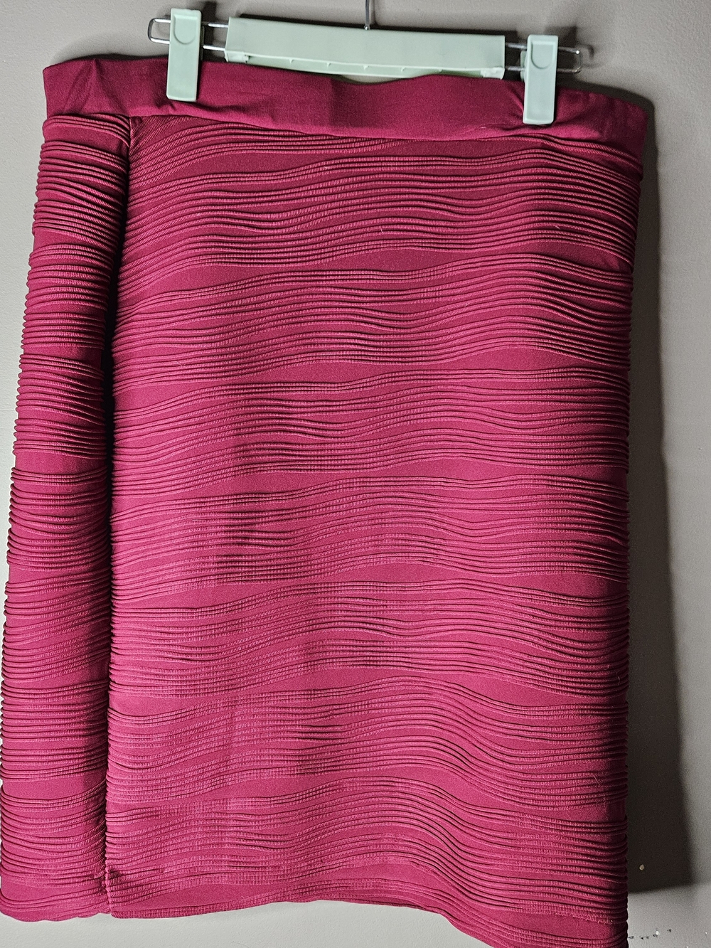 NY Collection Macy's Fuchsia Textured Wave Pencil Skirt NWT Size Large Waist 16"